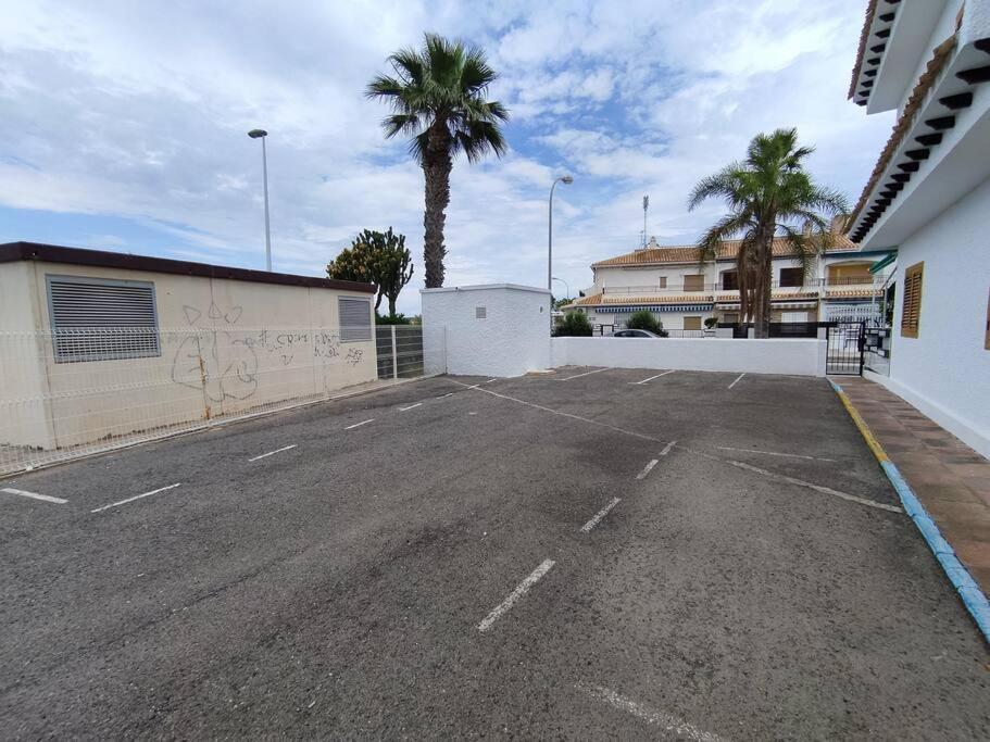Apartamento Comodo A 300 Metros De La Playa سانتا بولا المظهر الخارجي الصورة