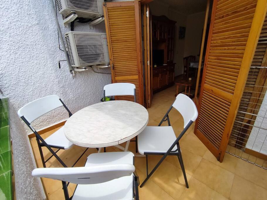 Apartamento Comodo A 300 Metros De La Playa سانتا بولا المظهر الخارجي الصورة