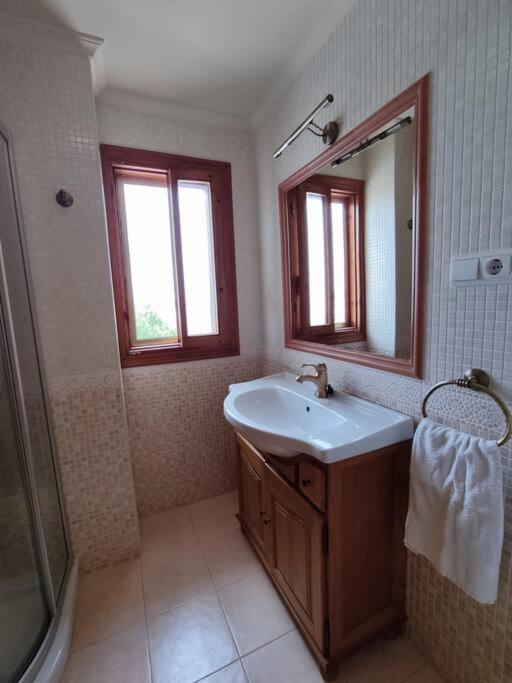 Apartamento Comodo A 300 Metros De La Playa سانتا بولا المظهر الخارجي الصورة
