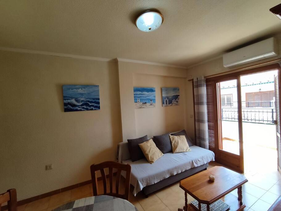 Apartamento Comodo A 300 Metros De La Playa سانتا بولا المظهر الخارجي الصورة