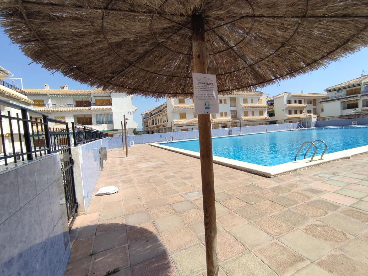 Apartamento Comodo A 300 Metros De La Playa سانتا بولا المظهر الخارجي الصورة