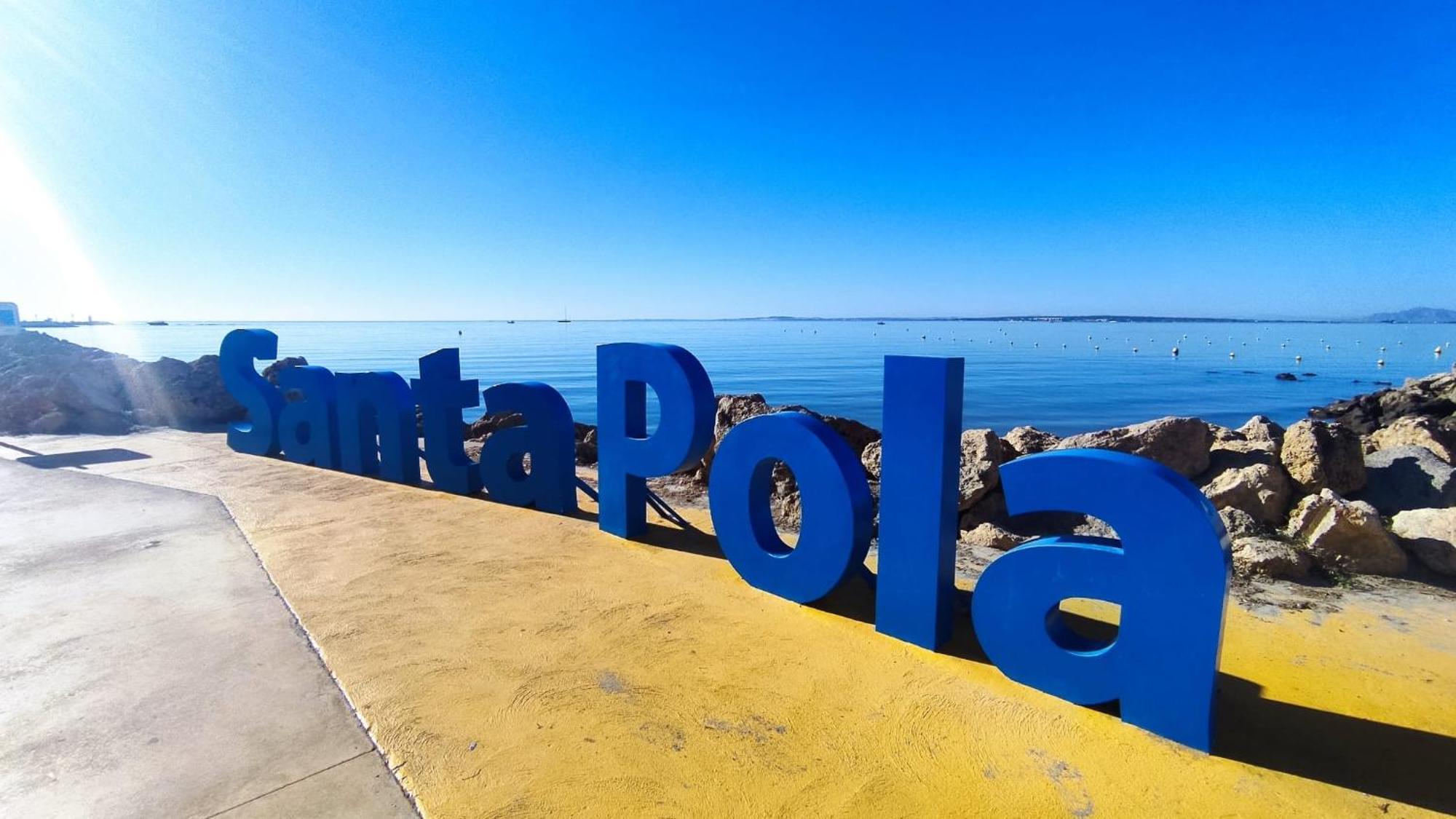 Apartamento Comodo A 300 Metros De La Playa سانتا بولا المظهر الخارجي الصورة